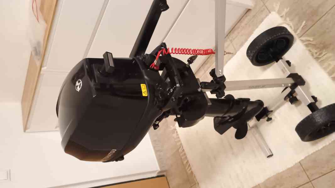 Lodní Motor Tohatsu 5hp - foto 6