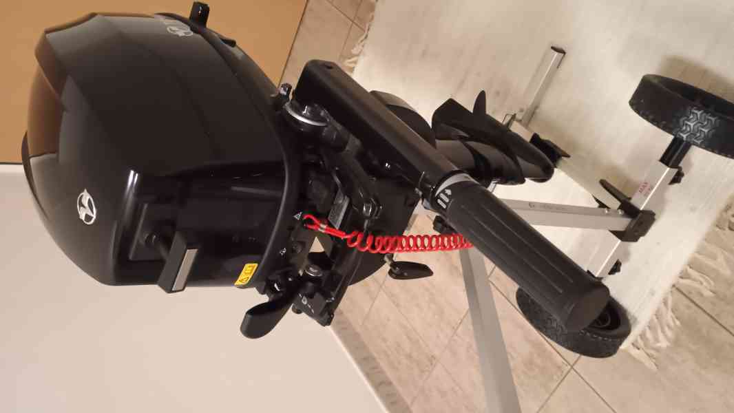 Lodní Motor Tohatsu 5hp - foto 5