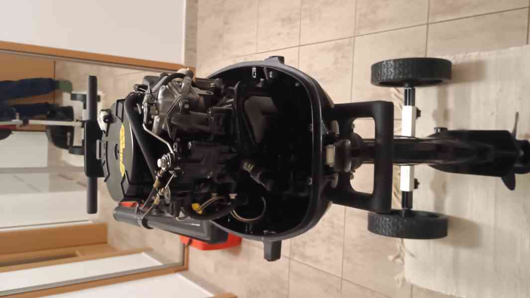 Lodní Motor Tohatsu 5hp - foto 2