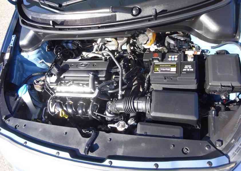 Hyundai i20, 1,2 i (55 kw) 1.MAJ,KOUP.V CR - foto 16