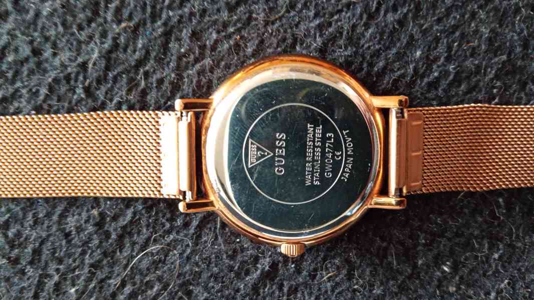 Luxusní dámské hodinky GUESS Iconic (Rose Gold) – Kompletní  - foto 2