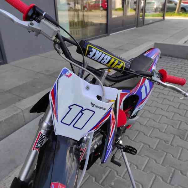 Shark 125ccm červený - foto 5