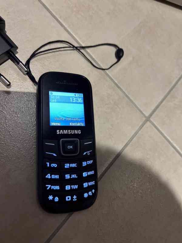 Samsung E1200R, černý nový, 150 Kč - foto 4