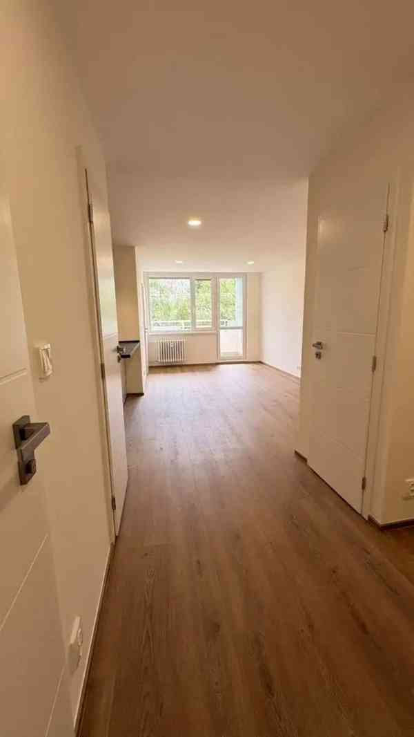 Pronájem bytu 2+kk 48 m² - foto 9