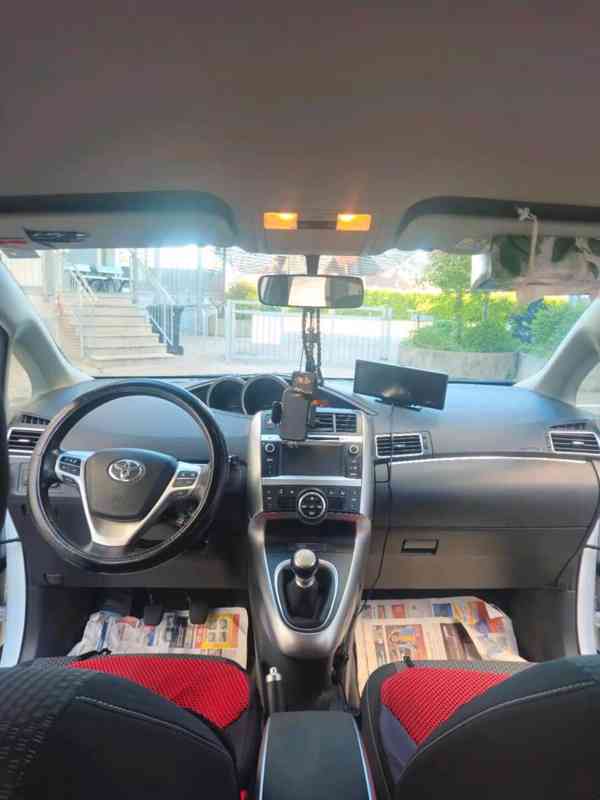 Toyota Verso 1,8i benzín 108kw - foto 10
