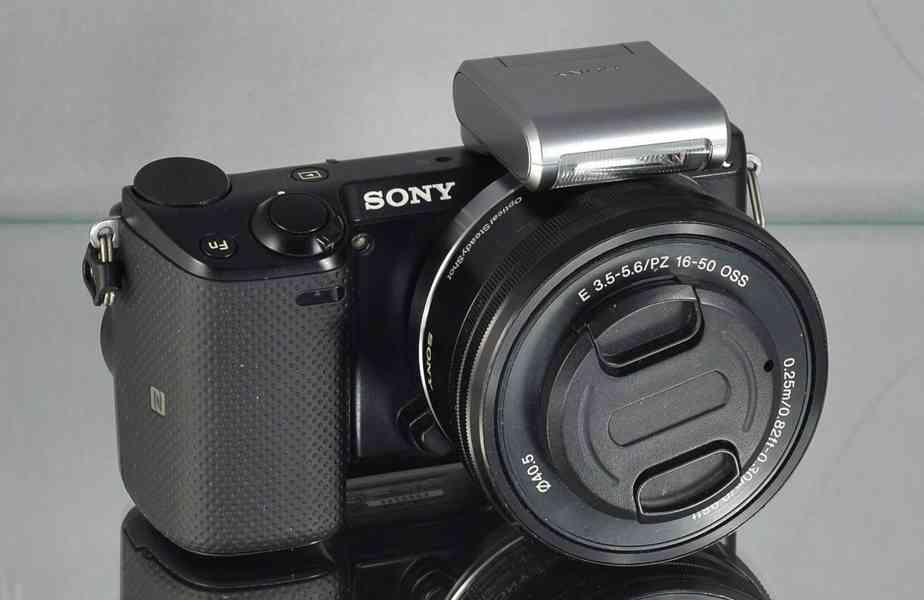 Sony NEX-5T+16-50mm *Full HDV*Wi-Fi/NFC* 14 000Exp - foto 7