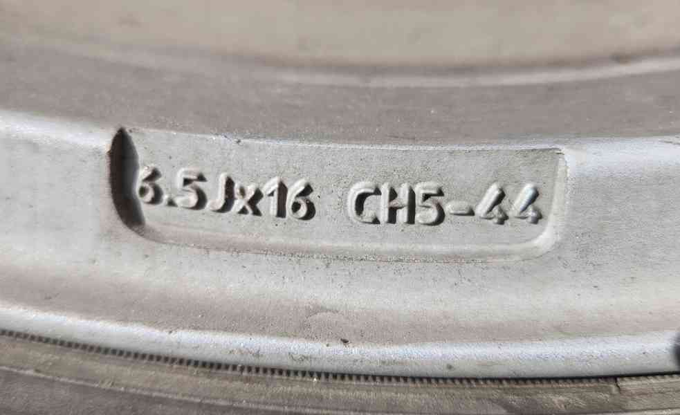 Peugeot 407 elektrony alukola 205/60R16 disky 6,5Jx16 5x108  - foto 5