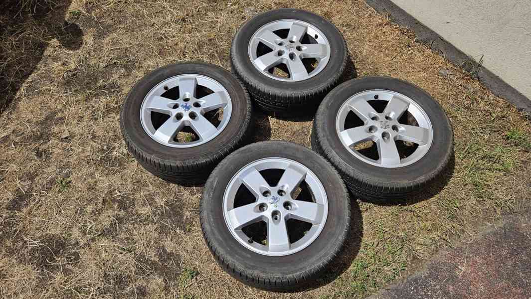 Peugeot 407 elektrony alukola 205/60R16 disky 6,5Jx16 5x108  - foto 1