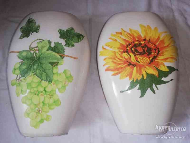 Vázy-motiv hroznového vína a slunečnice-velké-2 ks - foto 2