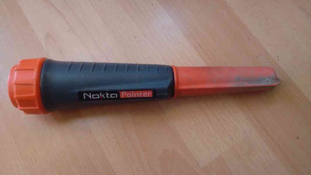 Deketkor kovů ruční dohledávačka Nokta makro - foto 2
