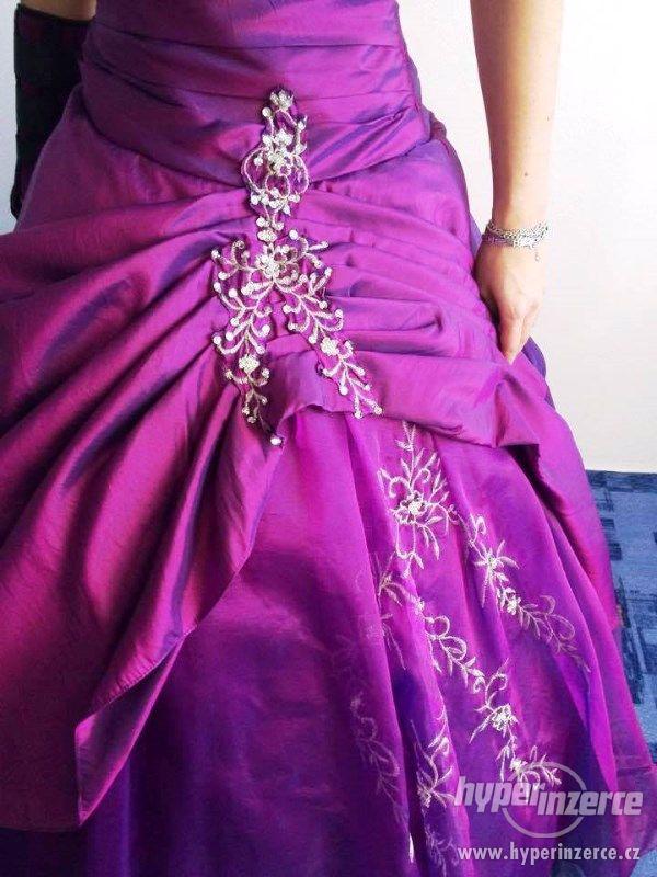 Plesové šaty - fialové - foto 2