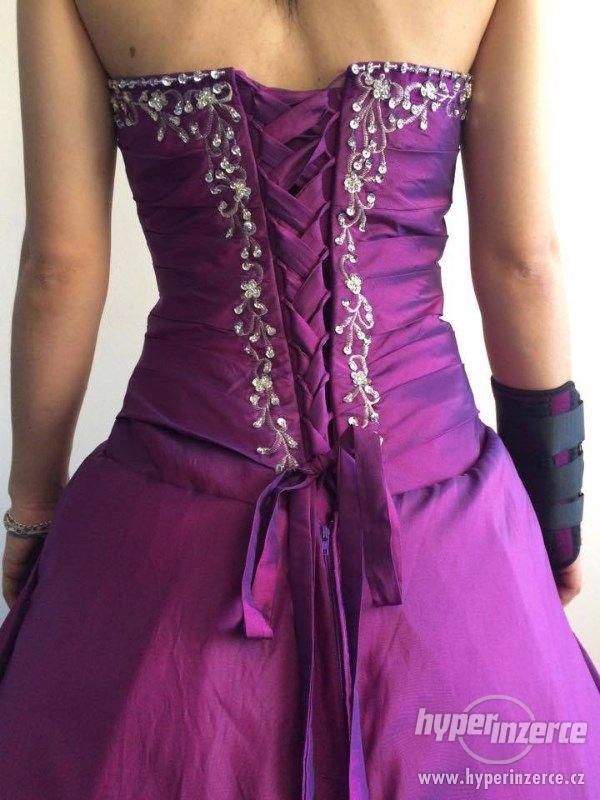 Plesové šaty - fialové - foto 5