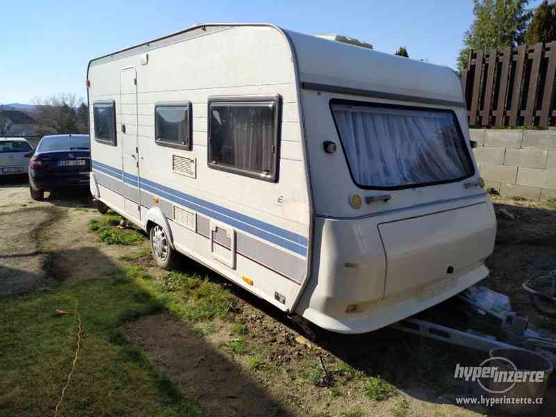 Prodám karavan Hobby Excelent 470 - foto 1