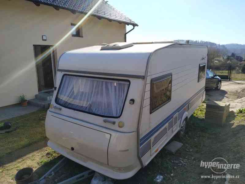 Prodám karavan Hobby Excelent 470 - foto 5
