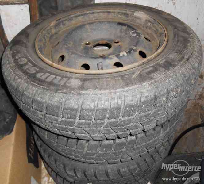 Prodám 4ks zimní pneu Semperit 135/80 R13 - foto 4