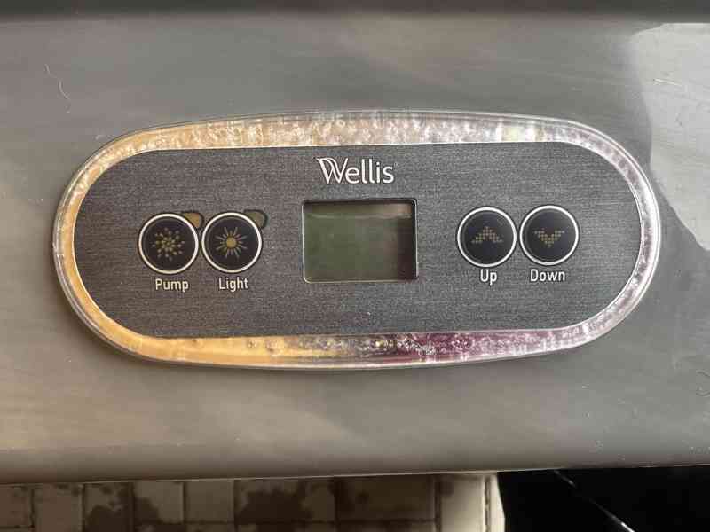 Vířivka WELLIS  - foto 5