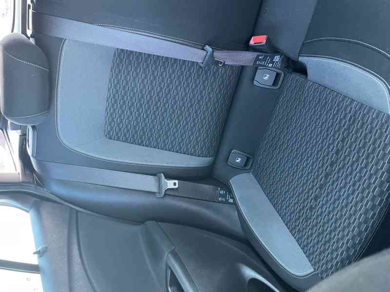 Opel Astra Sports Tourer 2019 - foto 7