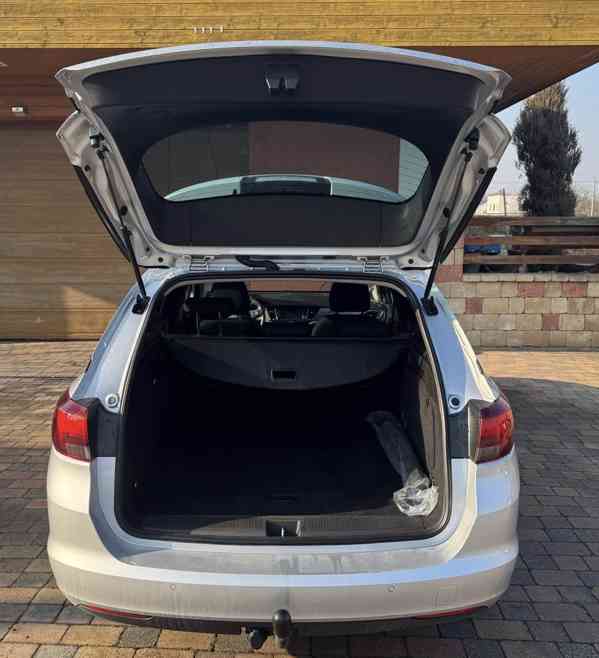 Opel Astra Sports Tourer 2019 - foto 3