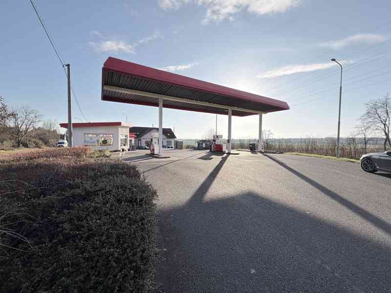 PRODEJ FUNGUJÍCÍ ČERPACÍ STANICE V OBCI KLY-DOLNÍ VINICE - foto 14