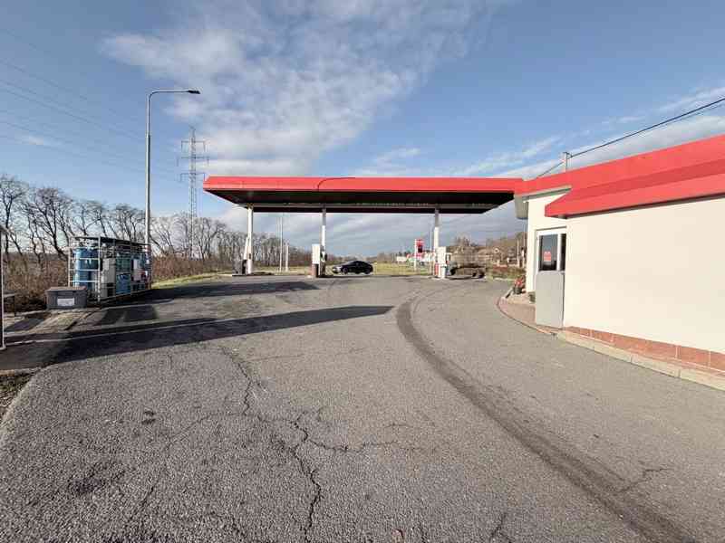 PRODEJ FUNGUJÍCÍ ČERPACÍ STANICE V OBCI KLY-DOLNÍ VINICE - foto 16