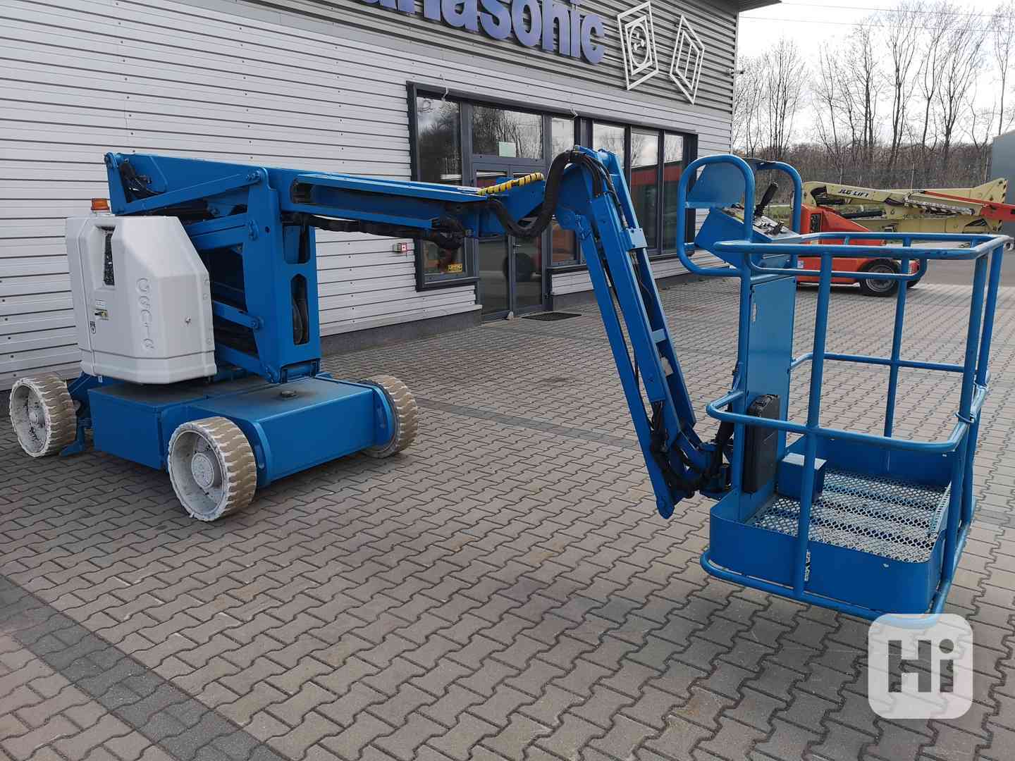 PRACOVNÍ PLOŠINA GENIE Z34/22 N - 12,5m - SKVĚLÝ STAV - foto 1