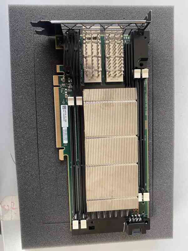 FPGA Xilinx SQRL BCU-1525 - foto 6