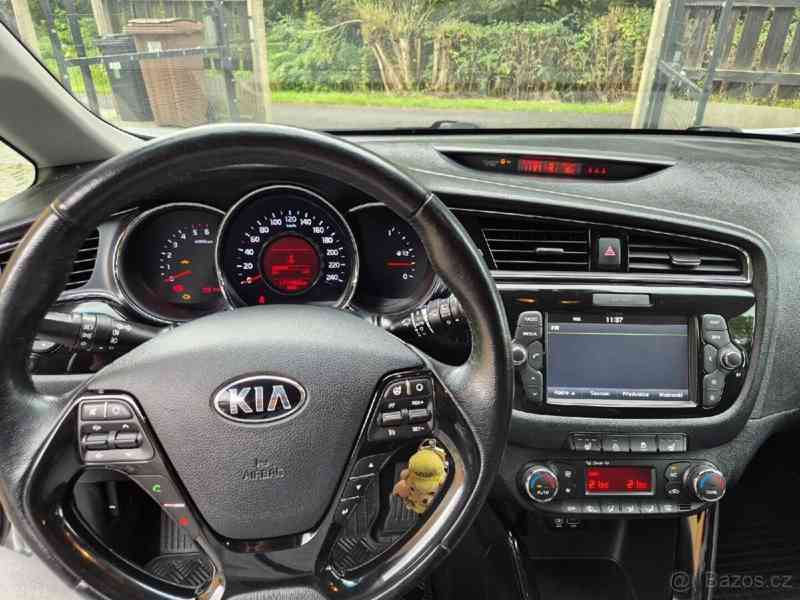 Kia Ceed 1,6 crdi 100kw - foto 4