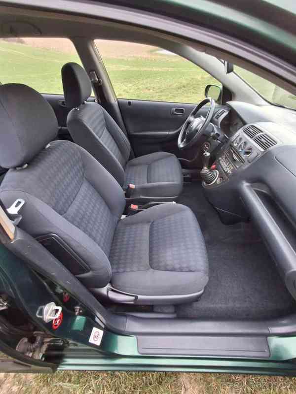 Honda Civic 1,6   i - vtec 5D hatchback 81kw ben - foto 6