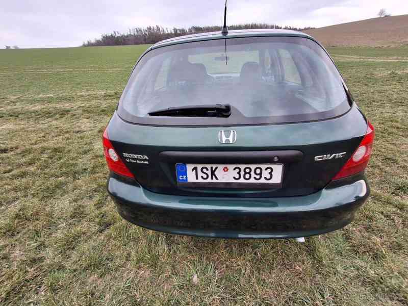 Honda Civic 1,6   i - vtec 5D hatchback 81kw ben - foto 11