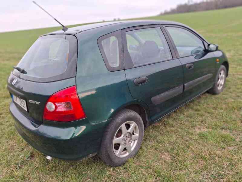 Honda Civic 1,6   i - vtec 5D hatchback 81kw ben - foto 8