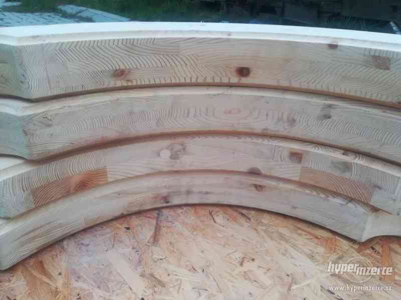 Dřevěný smrkový vazník - oblouk - foto 2