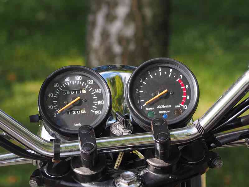 Yamaha SR 500 2J4 - foto 10