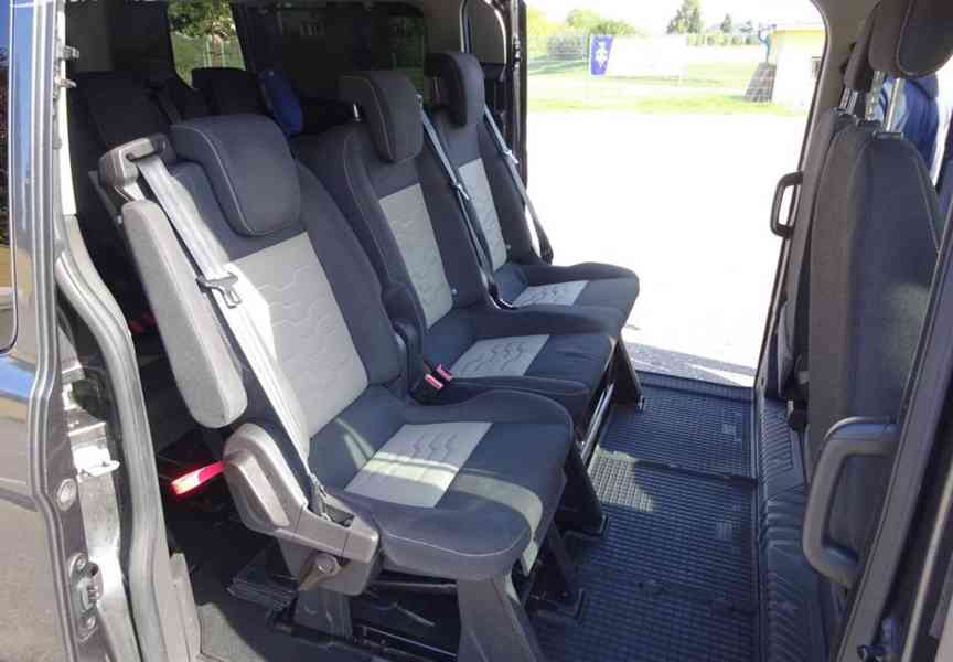Ford Tourneo Custom 2.0 TDCI (93 KW) TITANIUM ČR - foto 17