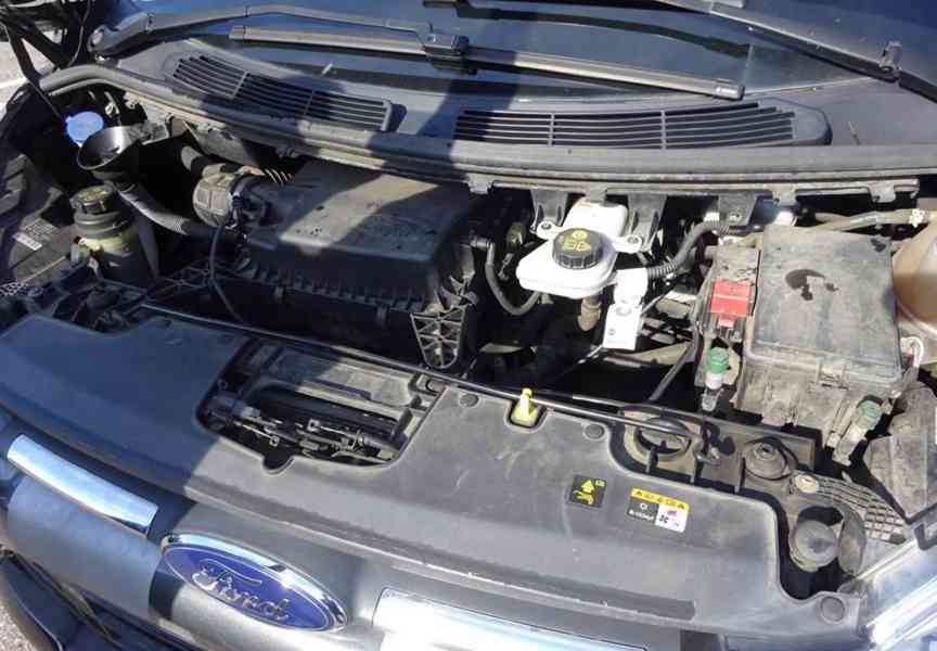 Ford Tourneo Custom 2.0 TDCI (93 KW) TITANIUM ČR - foto 21
