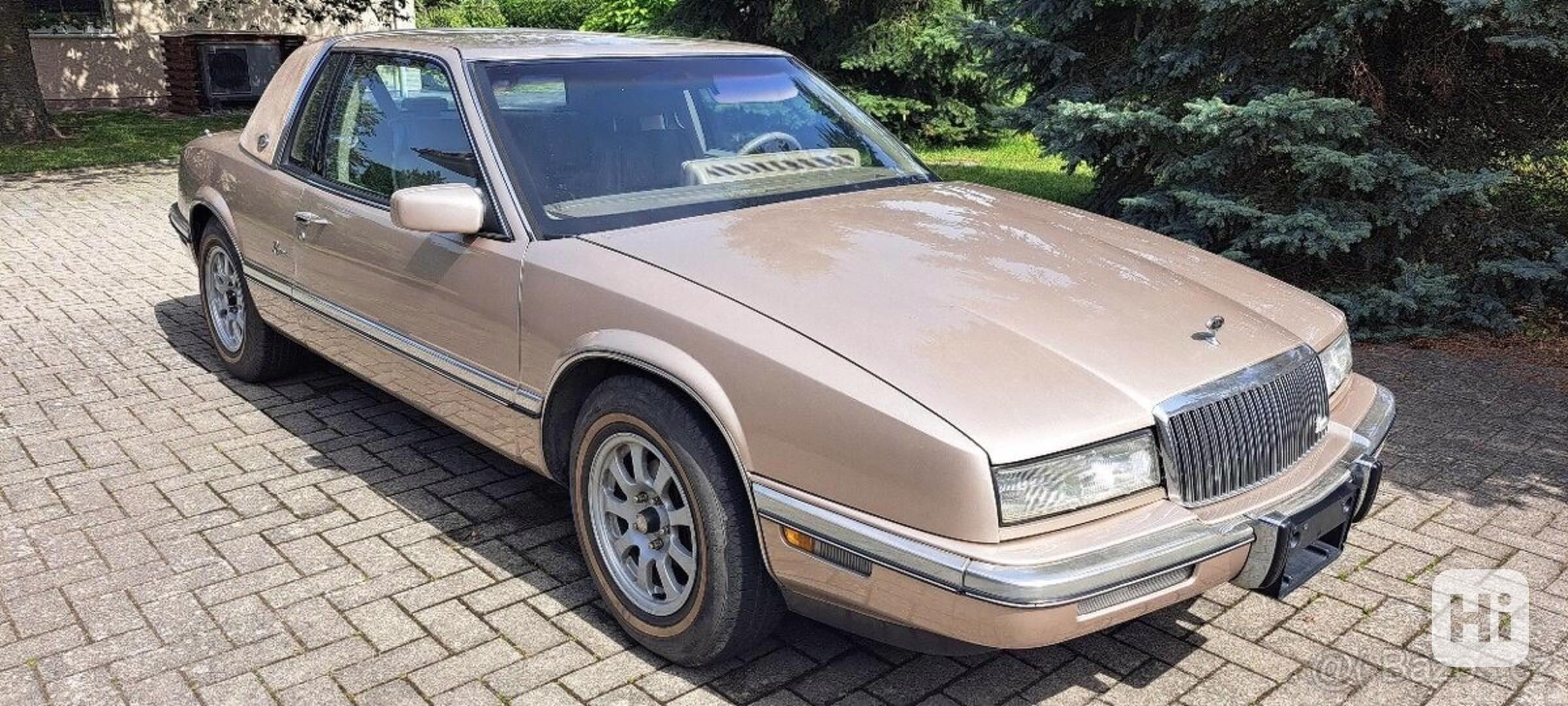 Buick Riviera 3,8 - foto 1