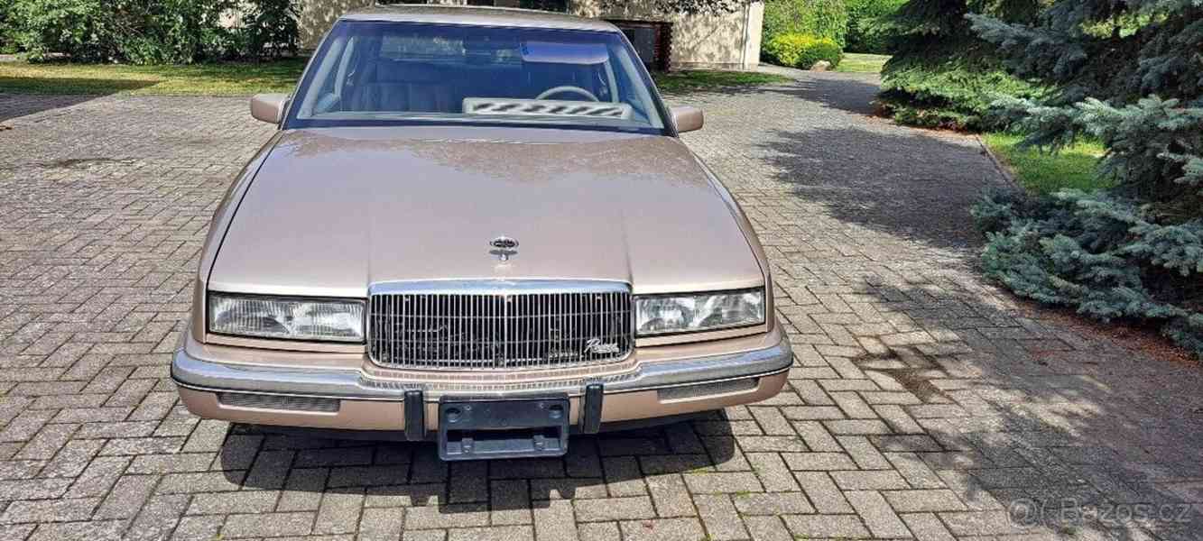 Buick Riviera 3,8 - foto 3