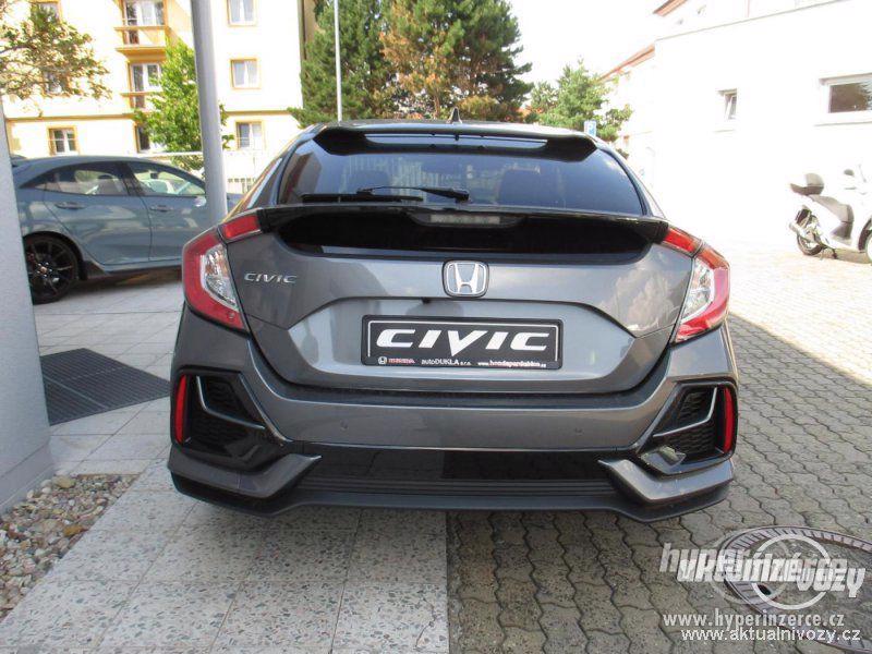 Honda Civic 1.0, benzín, automat, r.v. 2020, navigace - foto 2