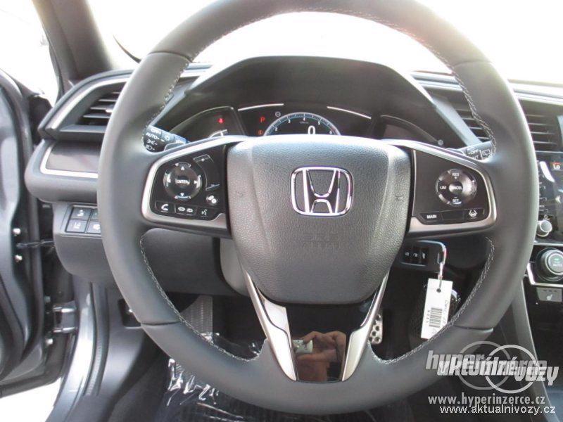 Honda Civic 1.0, benzín, automat, r.v. 2020, navigace - foto 3