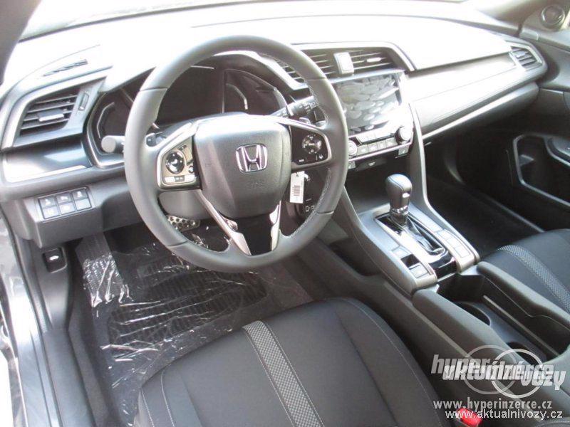 Honda Civic 1.0, benzín, automat, r.v. 2020, navigace - foto 11