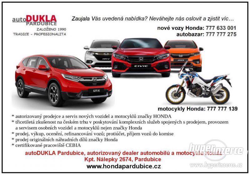 Honda Civic 1.0, benzín, automat, r.v. 2020, navigace - foto 12