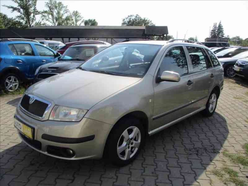 Škoda Fabia 1,4 16V SPORT - foto 2