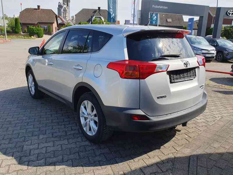 Toyota RAV 4 2.0i 4x4 Start Edition benzín 111kw - foto 13