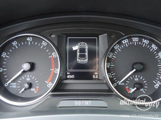 Škoda Rapid 1.2, benzín, rok 2015 - foto 5