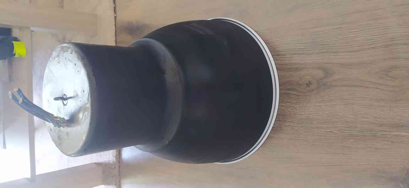 Prodám menší industriální stropní osvětlení - foto 2