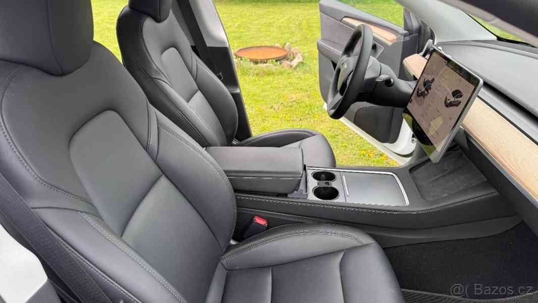 Tesla Model Y 0,0   LR AWD | 1/2023 | tažné - foto 11