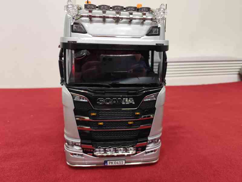 Tamiya RC Scania 770S 6x4 Silver 1/14 - komplet s přísl. - foto 2