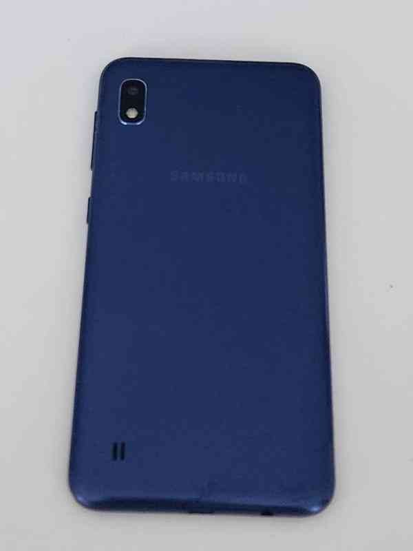 Mobilní telefon Samsung Galaxy A10 - foto 2