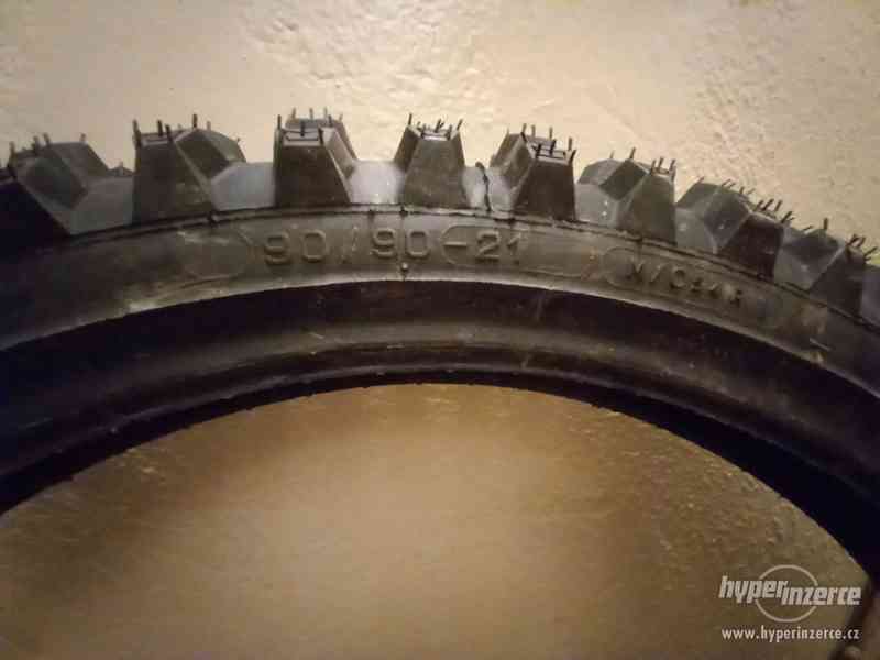 Moto pneu - foto 5