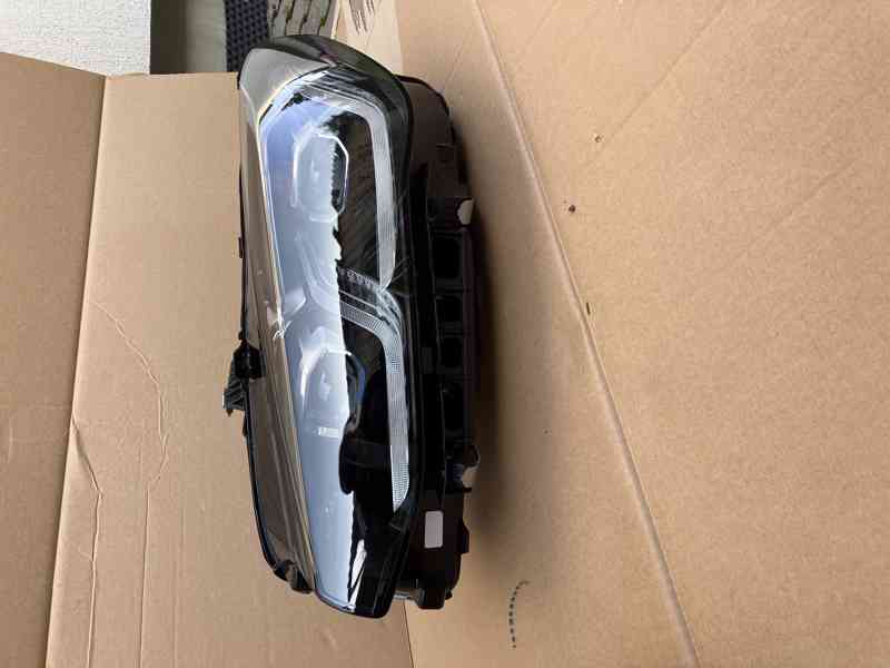 BMW 2 II ACTIVE TOURER LED svetlo U06 prave leve - foto 10