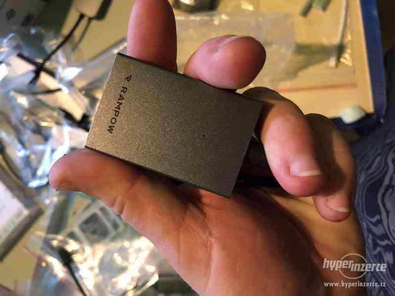 USB C čtečka karet (SD, Micro SD)